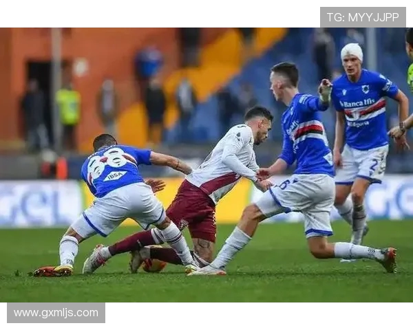 青年队激战阿尔梅勒城青春风暴直面荷甲新势力赛场火花四溅见证成长之战 青年队激战阿尔梅勒城青春风暴直面荷甲新势力赛场火花四溅见证成长之战