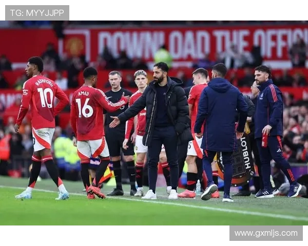 曼联今夏计划引援目标明确包括左后卫中场边锋和前锋全方位补强